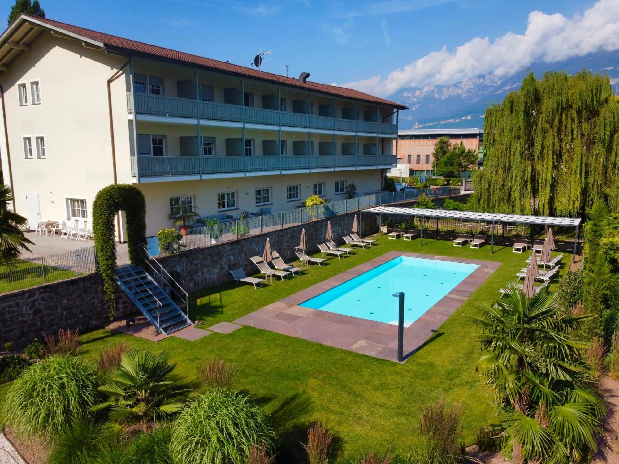Hotel Turmwirt Ora / Auer Экстерьер фото